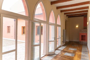 Sardinien – Wunderbares Anwesen im maurischen Stil mit besonderem Charme / Renoviert / PKW-Garage!, 09048 Sinnai (Italien), Stadthaus