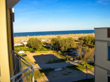 Emilia Romagna/Lido degli Estensi – 1,5 Zi-ETW mit Meerblick-Balkon am Strand! Modernisierungsbedarf, 44029 Lido Degli Estensi (Italien), Etagenwohnung